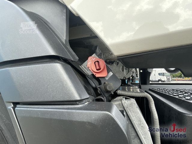 Стандартен влекач Scania R 460 A4x2NA DIFF-L RETARDER PARK AIRCO