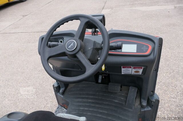 Sonstige linde P 60 Z Schlepper Batterie Rad