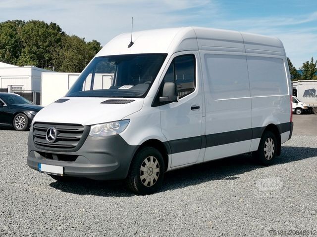 Dodávka s vysokou střechou MERCEDES-BENZ Sprinter 317CDI L2H2/ KLIMA/ KAMERA/ 88180KM