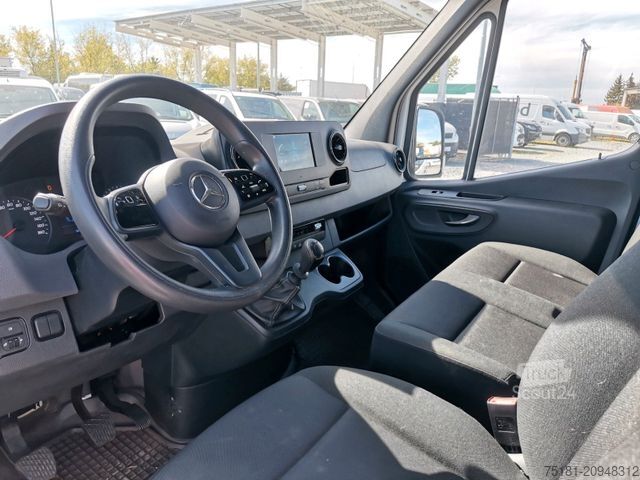 Dodávka s vysokou střechou MERCEDES-BENZ Sprinter 317CDI L2H2/ KLIMA/ KAMERA/ 88180KM