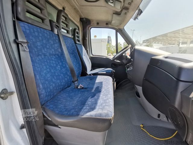 Plachtová dodávka IVECO Daily 3.0/122kw PRITSCHE 8 PALETTEN/ LBW