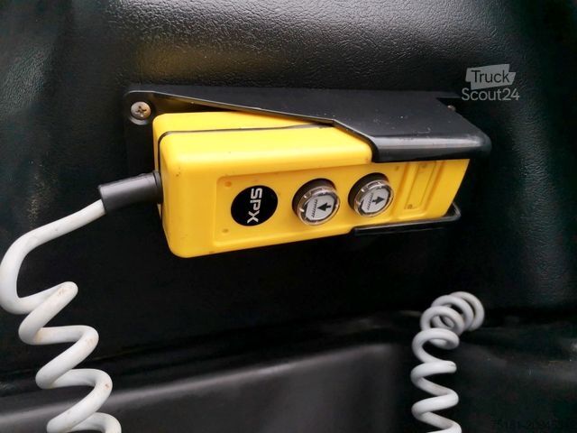 Фургон-самоскид IVECO Daily 35S12 3-SEITEN KIPPER/ 7 SITZE/ AHK 3,5T