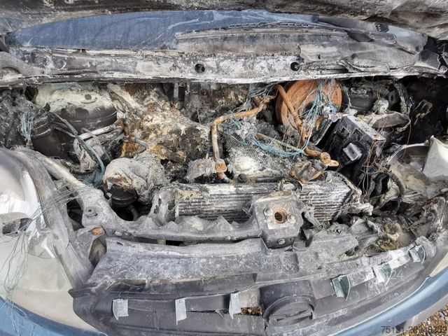 Minibus OPEL Vivaro 2.0CDTI/84kw L2H1/  UNFALL!