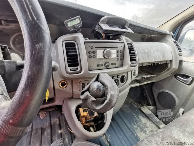 Minibus OPEL Vivaro 2.0CDTI/84kw L2H1/  UNFALL!