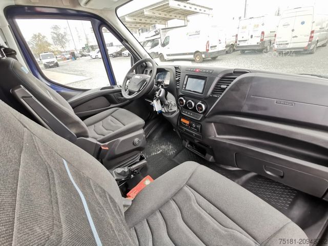 Panelová dodávka IVECO Daily 50C17 HI-MATIC/L2H1/ 6 SITZE/ AHK/BIS 3,5T