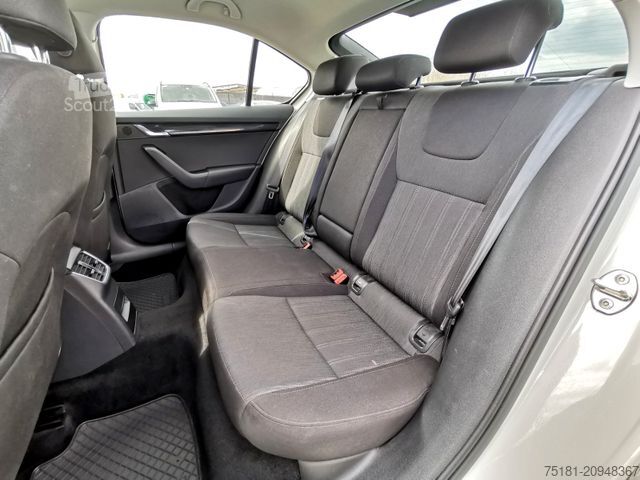 Skåpbil SKODA Octavia 1.6TDI/85KW STYLE PLUS/ KEYLESS/FULL LED