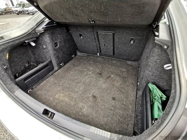 Skåpbil SKODA Octavia 1.6TDI/85KW STYLE PLUS/ KEYLESS/FULL LED