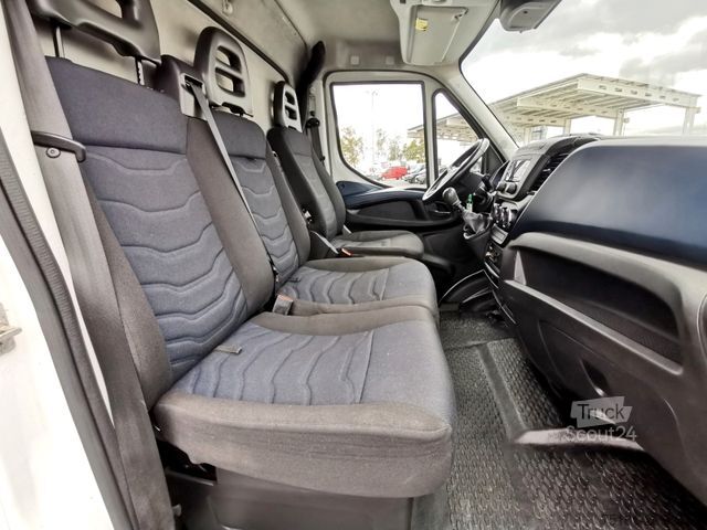 Plachtová dodávka IVECO Daily 35S18 PRITSCHE 8PAL/ LUFT/ LBW