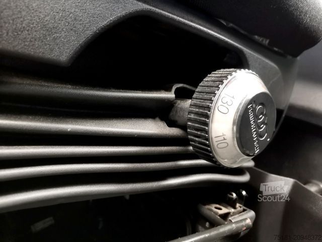 Plachtová dodávka IVECO Daily 35S18 PRITSCHE 8PAL/ LUFT/ LBW