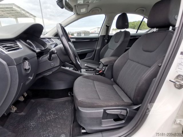 Skåpbil SKODA Octavia 1.6TDI/85KW STYLE / FULL LED