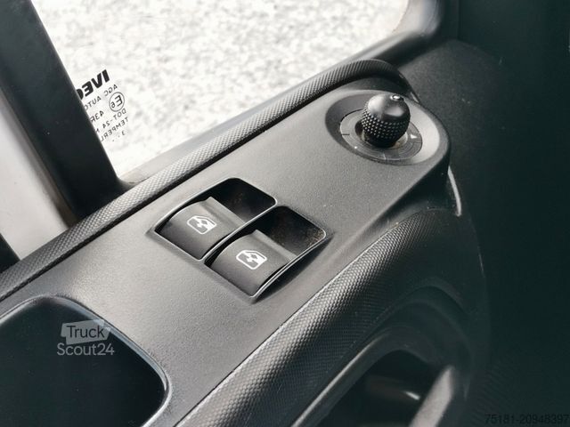 Chladírenská dodávka IVECO Daily 65C15/3.0 TIEFKÜHLER/ FLEISCHHAKEN/ 380V