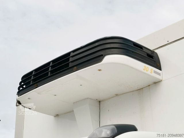 Chladírenská dodávka IVECO Daily 65C15/3.0 TIEFKÜHLER/ FLEISCHHAKEN/ 380V