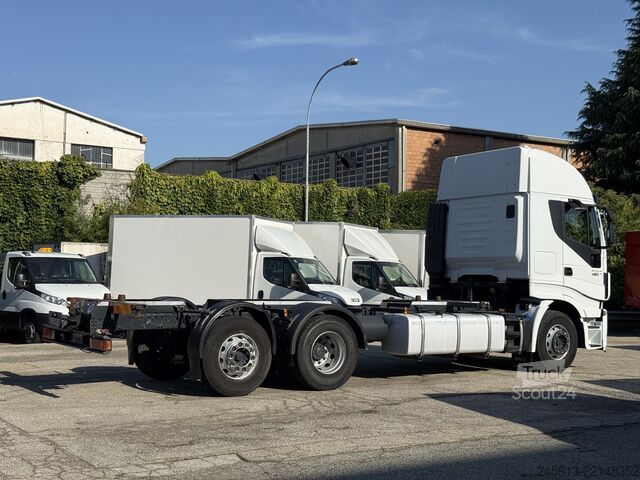 Camião porta-contentores de gancho Iveco stralis 480