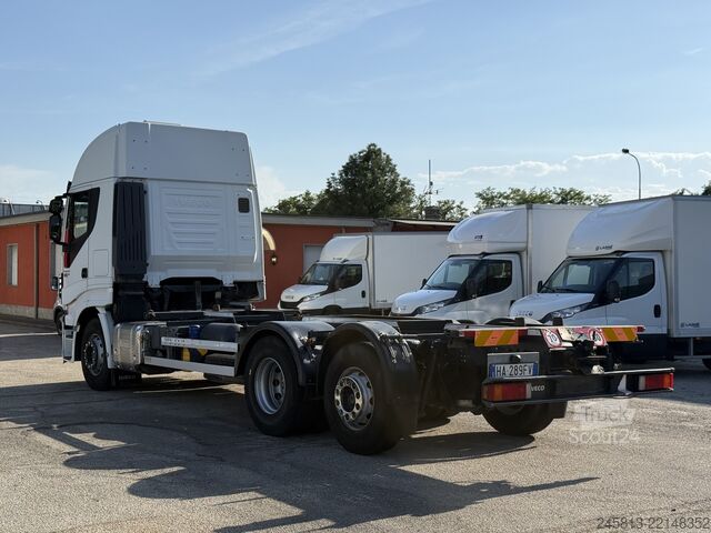 Camião porta-contentores de gancho Iveco stralis 480