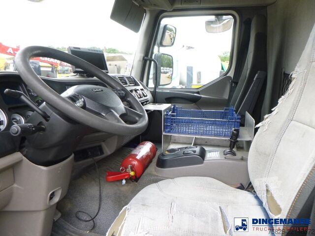 Camião-cisterna DAF LF 55.220 4X2 fuel tank 10 m3 / 3 comp