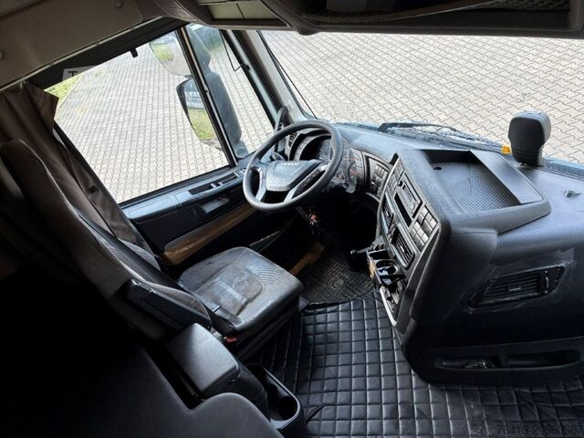Tracteur routier standard Iveco STRALIS 460 T25-176