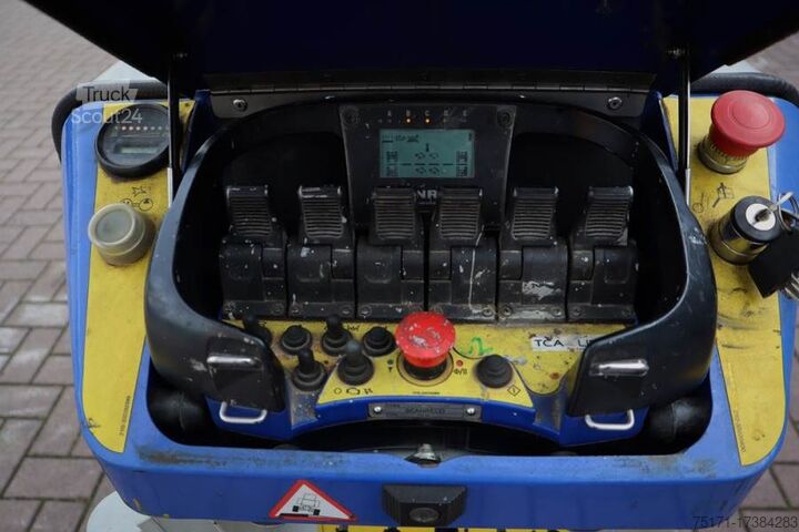 Gelenkteleskoparbeitsbühne Falcon FS330Z Bi-Energy, Diesel - Battery, 33m Working He