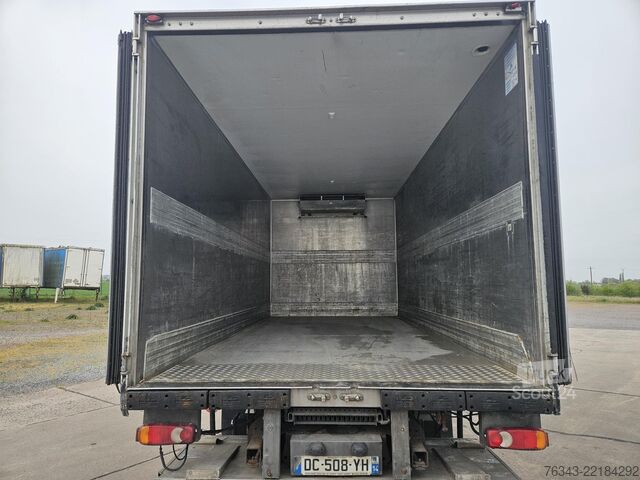 Camion frigorifique Iveco EUROCARGO ML 120E25/P - EEV