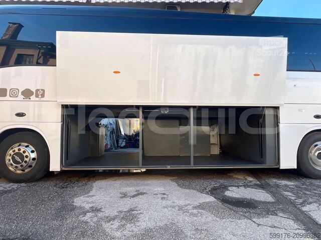 Touringcar Irisbus New Domino