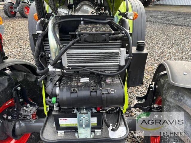 Traktors Claas ELIOS 2.75 PLATTFORM TREND