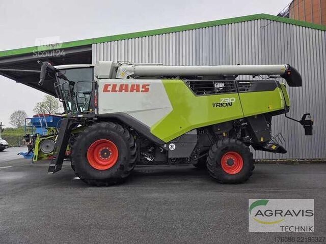 Kombains Claas TRION 730