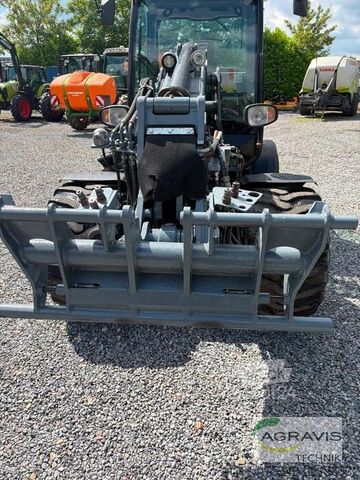 Yard loader Giant G5000 TELE