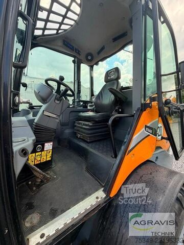 Yard loader Giant G5000 TELE