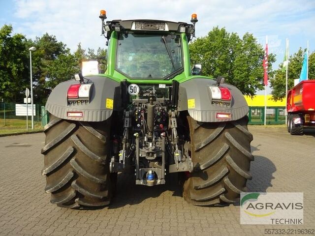 Tractor Fendt 826 VARIO S4 Profi Plus