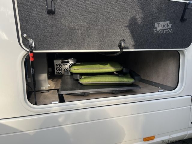 Integrated camper CONCORDE Charisma 860 LI