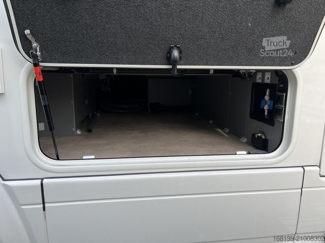 Integrated camper CONCORDE Charisma 860 LI