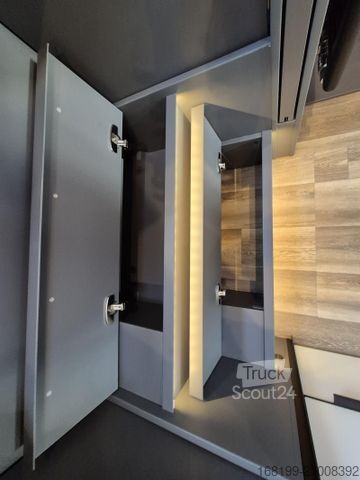 Kamper zintegrowany NIESMANN+BISCHOFF Arto 88 frisch eingetroffen!