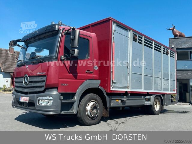 Camion pour bétail MERCEDES-BENZ 1330 Grosse Kleine AHK