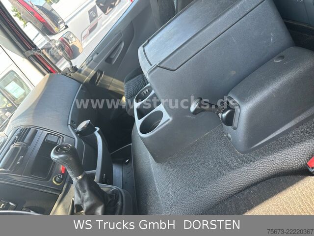 Camion pour bétail MERCEDES-BENZ 1330 Grosse Kleine AHK