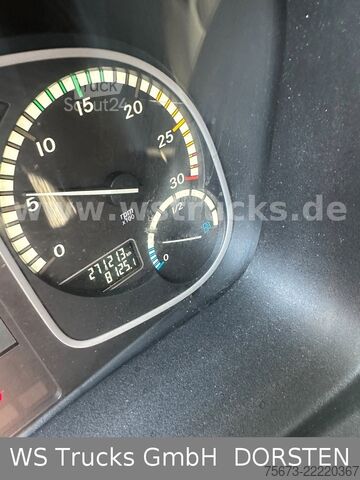 Camion pour bétail MERCEDES-BENZ 1330 Grosse Kleine AHK