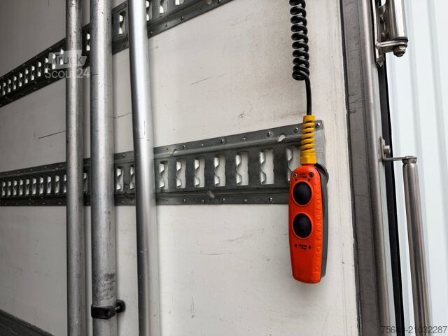 Gekoelde container Mercedes-Benz Actros 1832 L 4x2 Actros 1832 L 4x2, Kühlkoffer, 2x Trennwand, Carrier, LBW BÄR