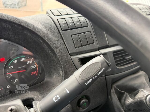 Camion benne à bras amovible Iveco EuroCargo ML120E22 4x2 EuroCargo ML120E22 4x2, City-Abroller