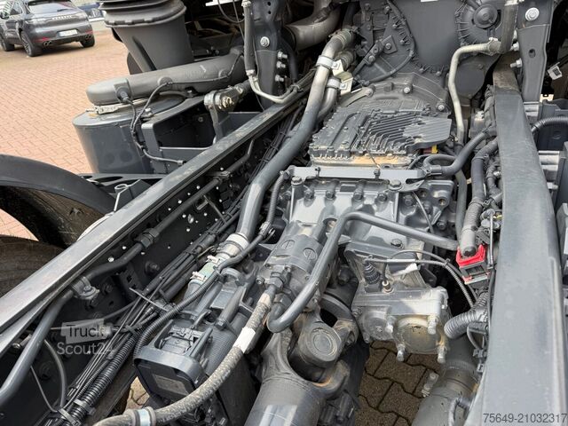 Châssis de camion Iveco-Magirus T-Way AT410T51 8x4 T-Way AT410T51 8x4, Retarder, Nebenantrieb, 4x VORHANDEN!