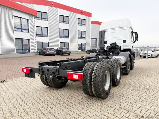 Sunkvežimio važiuoklė Iveco-Magirus T-Way AT410T51 8x4 T-Way AT410T51 8x4, Retarder, Nebenantrieb, 4x VORHANDEN!