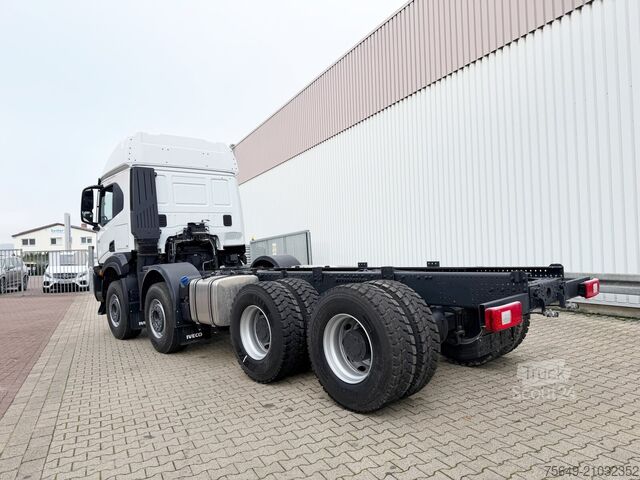 Camion-benne tricar Iveco-Magirus T-Way AT410T51/58 8x4 T-Way AT410T51/58 8x4, Retarder, 4x VORHANDEN!