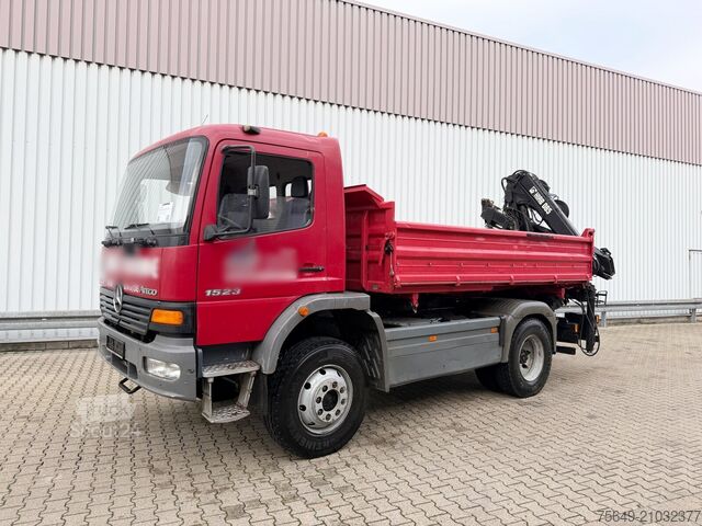 Torenkraan Mercedes-Benz Atego 1523 AK 4x4 Atego 1523 AK 4x4, Heckkran Hiab 085-3, absattelbar