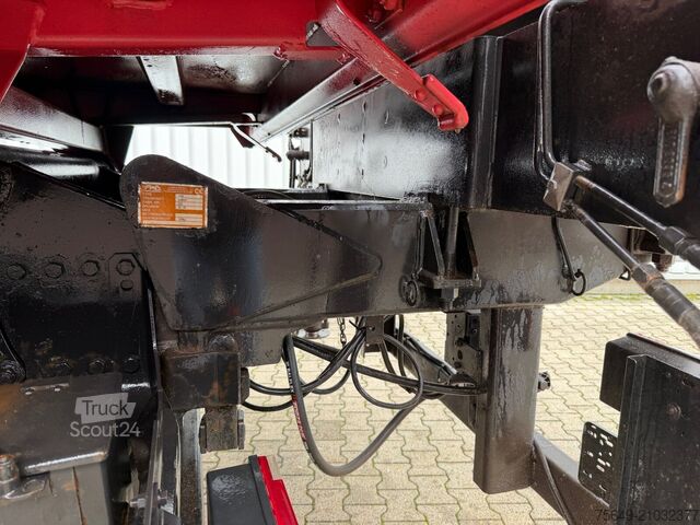 Torenkraan Mercedes-Benz Atego 1523 AK 4x4 Atego 1523 AK 4x4, Heckkran Hiab 085-3, absattelbar