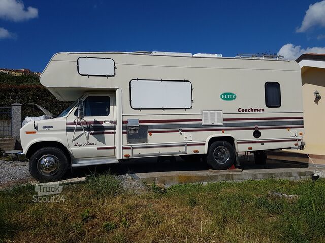 Camping-car capucine nécessitant un permis C1 Coachmen  Ford Leprechaun 24