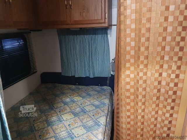 Camping-car capucine nécessitant un permis C1 Coachmen  Ford Leprechaun 24