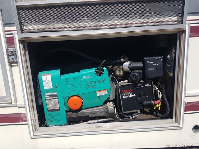 Camping-car capucine nécessitant un permis C1 Coachmen  Ford Leprechaun 24