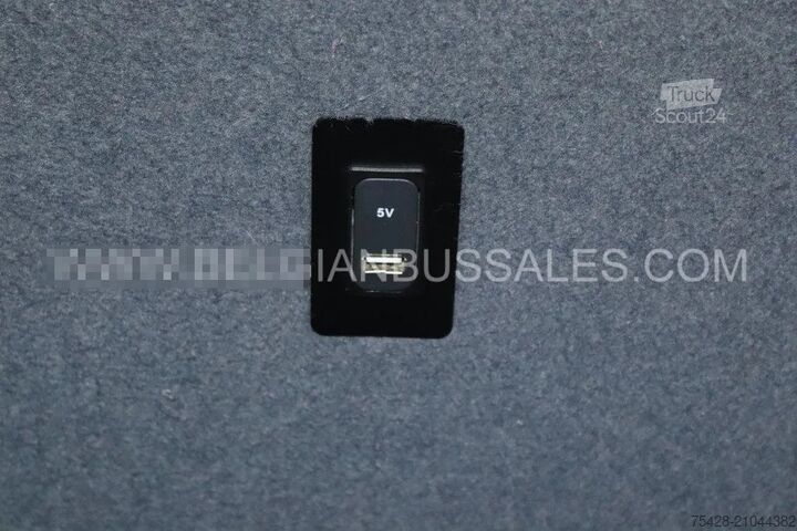 Touringcar Mercedes Tourismo 17 RHD / Full options/ Lift