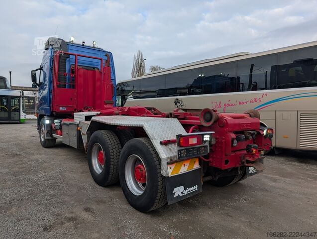 Haakarm vrachtwagen Volvo FH16 6X4 610HP HYVA Blatt/Luft Manuell