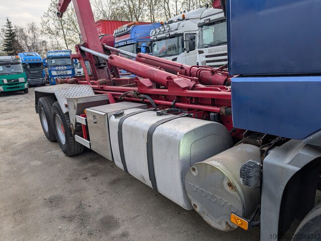 Haakarm vrachtwagen Volvo FH16 6X4 610HP HYVA Blatt/Luft Manuell