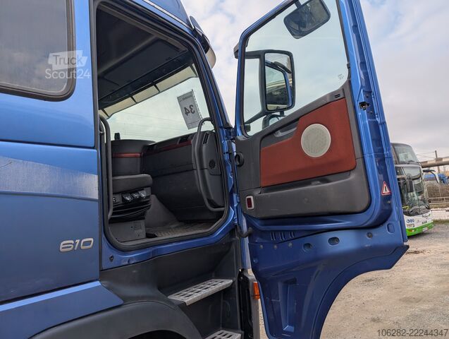 Haakarm vrachtwagen Volvo FH16 6X4 610HP HYVA Blatt/Luft Manuell