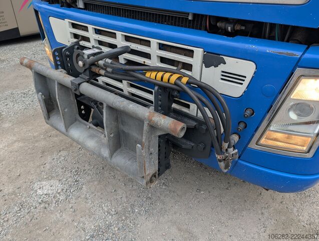 Autocamion cu cârlig pentru containere Volvo FH520 -37 8X4 JOAB Lift+Lenkachse Blatt/