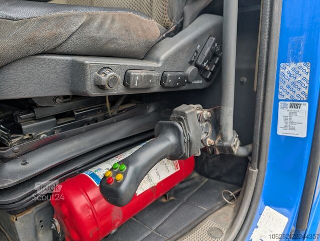 Autocamion cu cârlig pentru containere Volvo FH520 -37 8X4 JOAB Lift+Lenkachse Blatt/